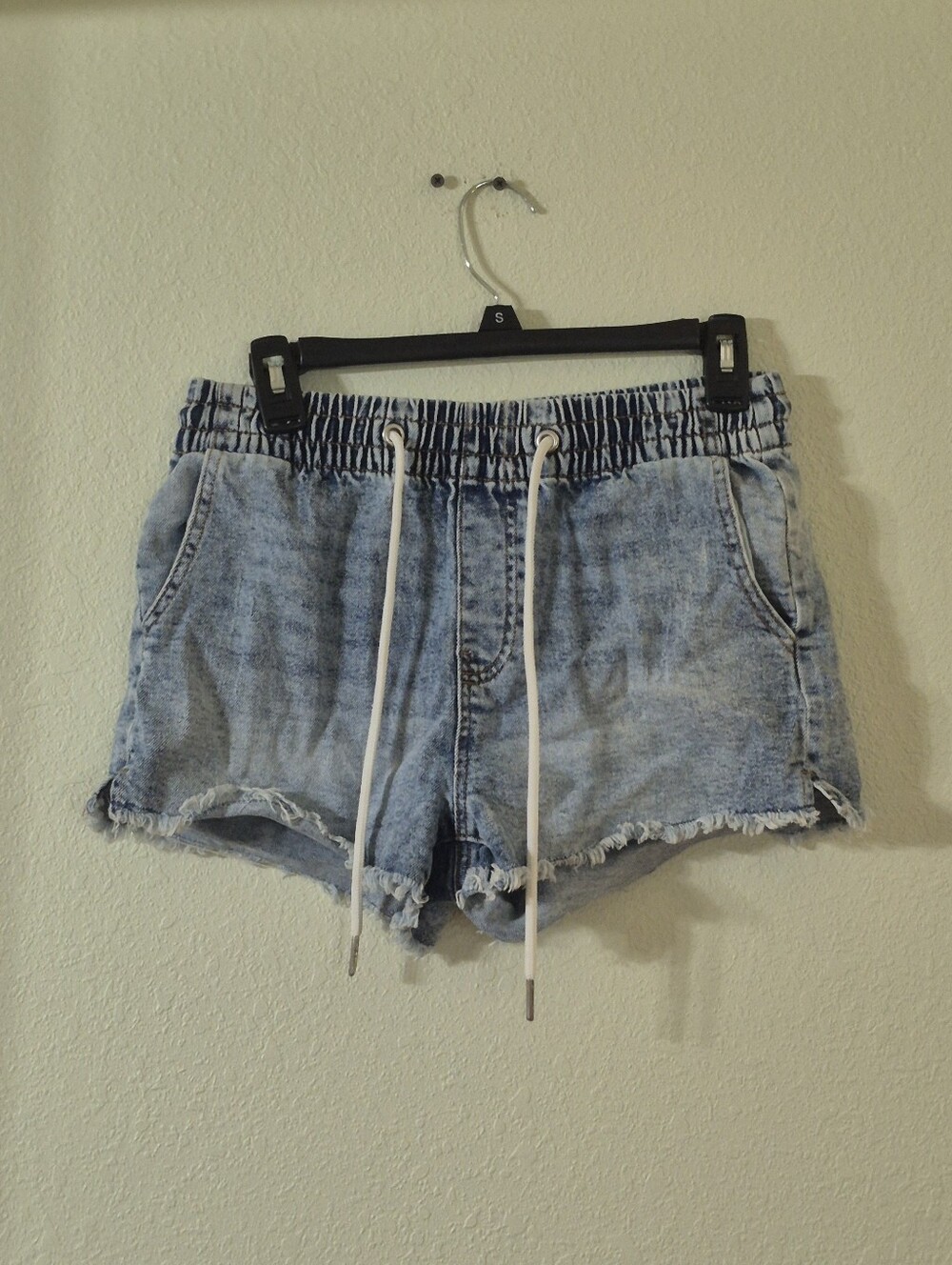 Kendall & Kylie Light Wash Denim Drawstring Shorts